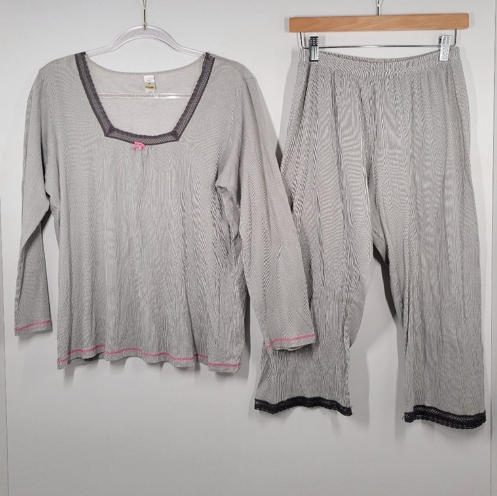 Calida 100% Cotton White Pin Striped Long Sleeve Capri Pajama Pj Set Women Sz M
